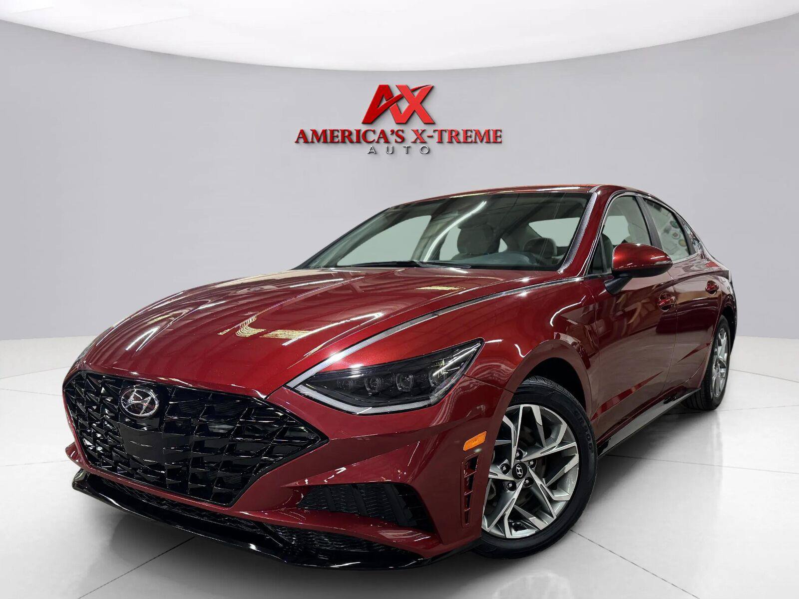 Used 2023 Hyundai Sonata SEL FWD image 1