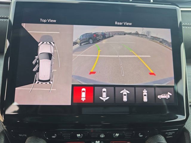 Used 2025 Jeep Grand Cherokee Overland w/ Adv Protech Group III image 23