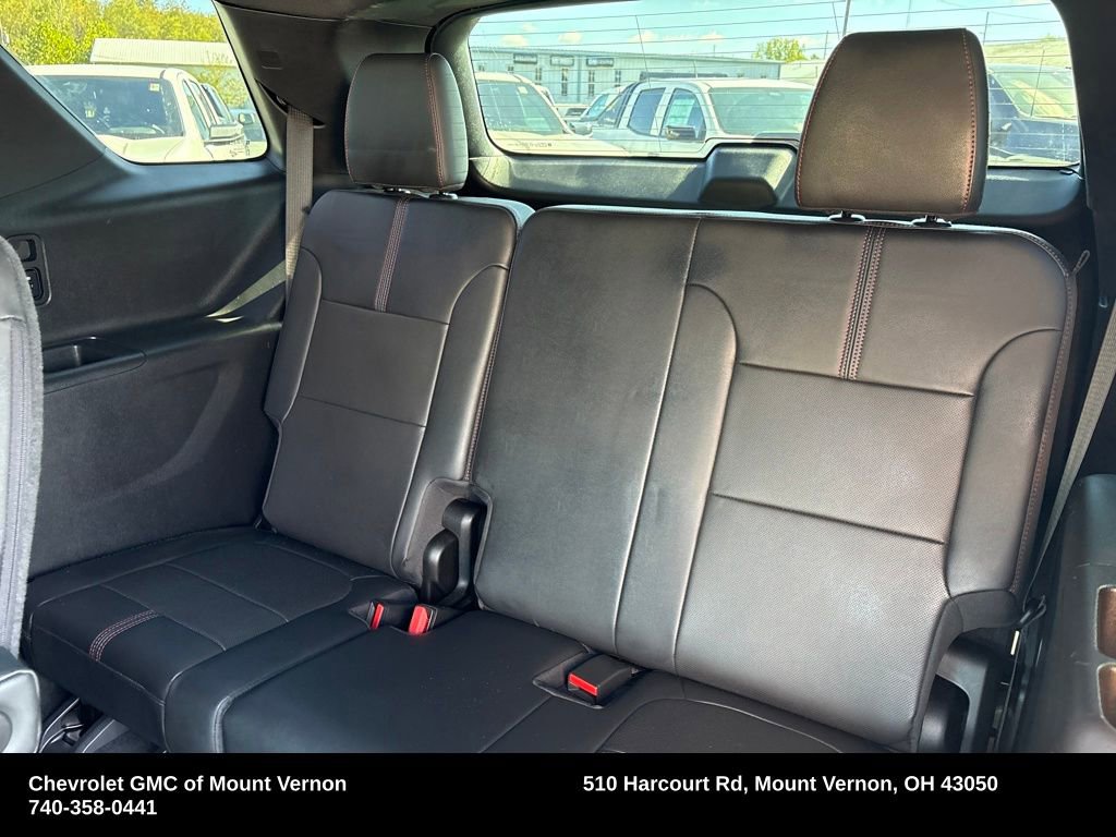 Used 2023 Chevrolet Traverse RS image 34