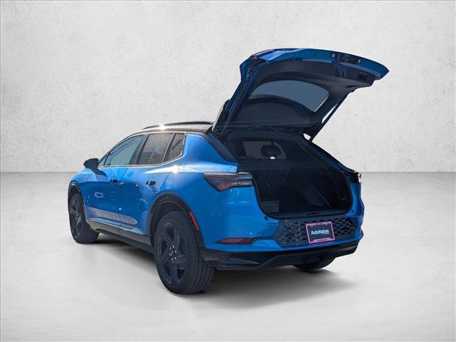 New 2026 Chevrolet Equinox EV RS AWD/4WD image 9