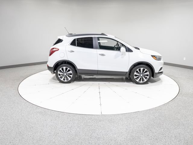 Used 2022 Buick Encore Preferred w/ Safety Package image 25