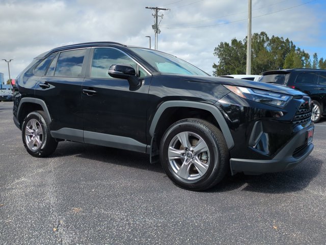 Used 2023 Toyota RAV4 XLE image 2