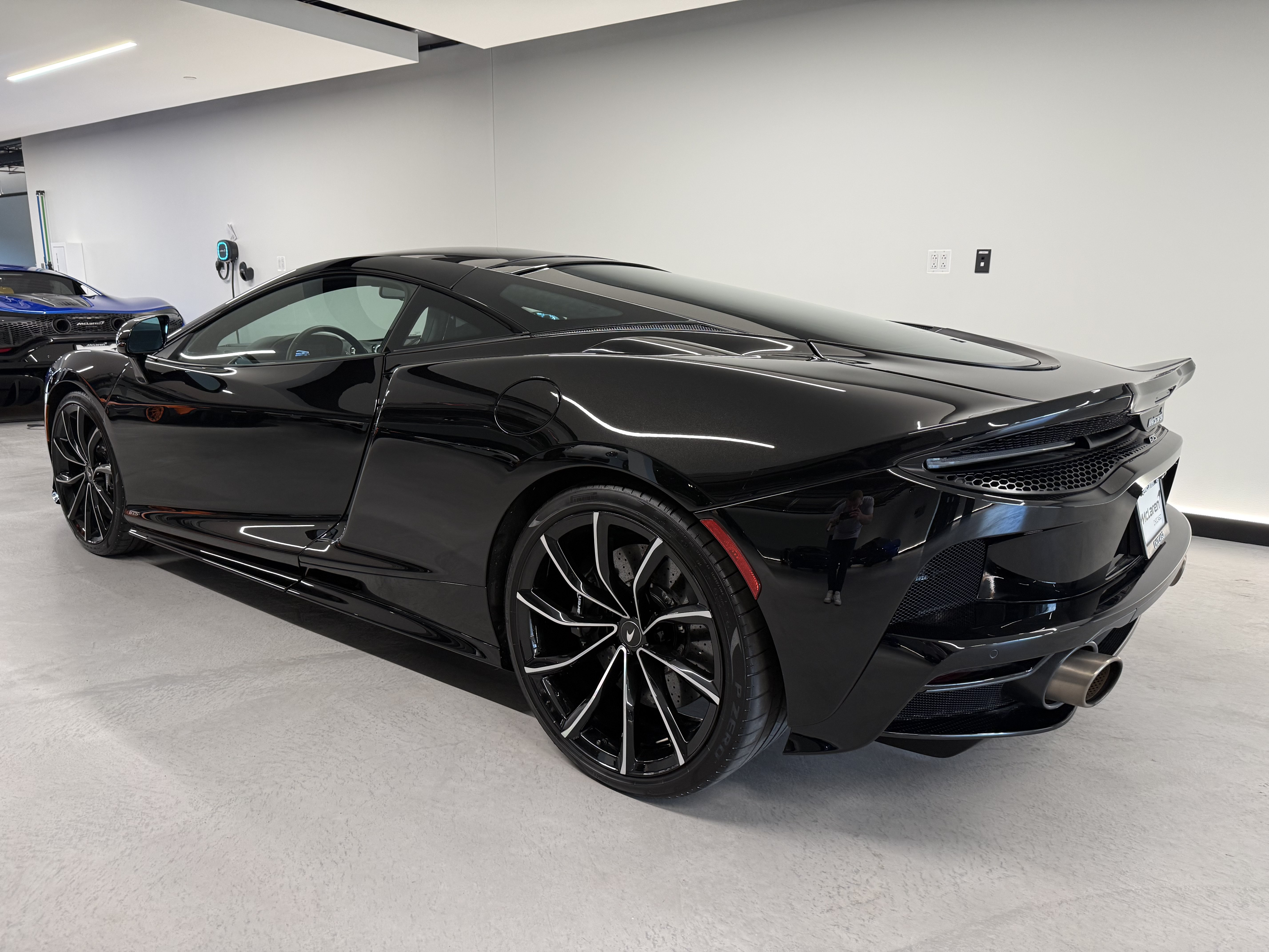 Used 2025 McLaren GTS RWD image 2