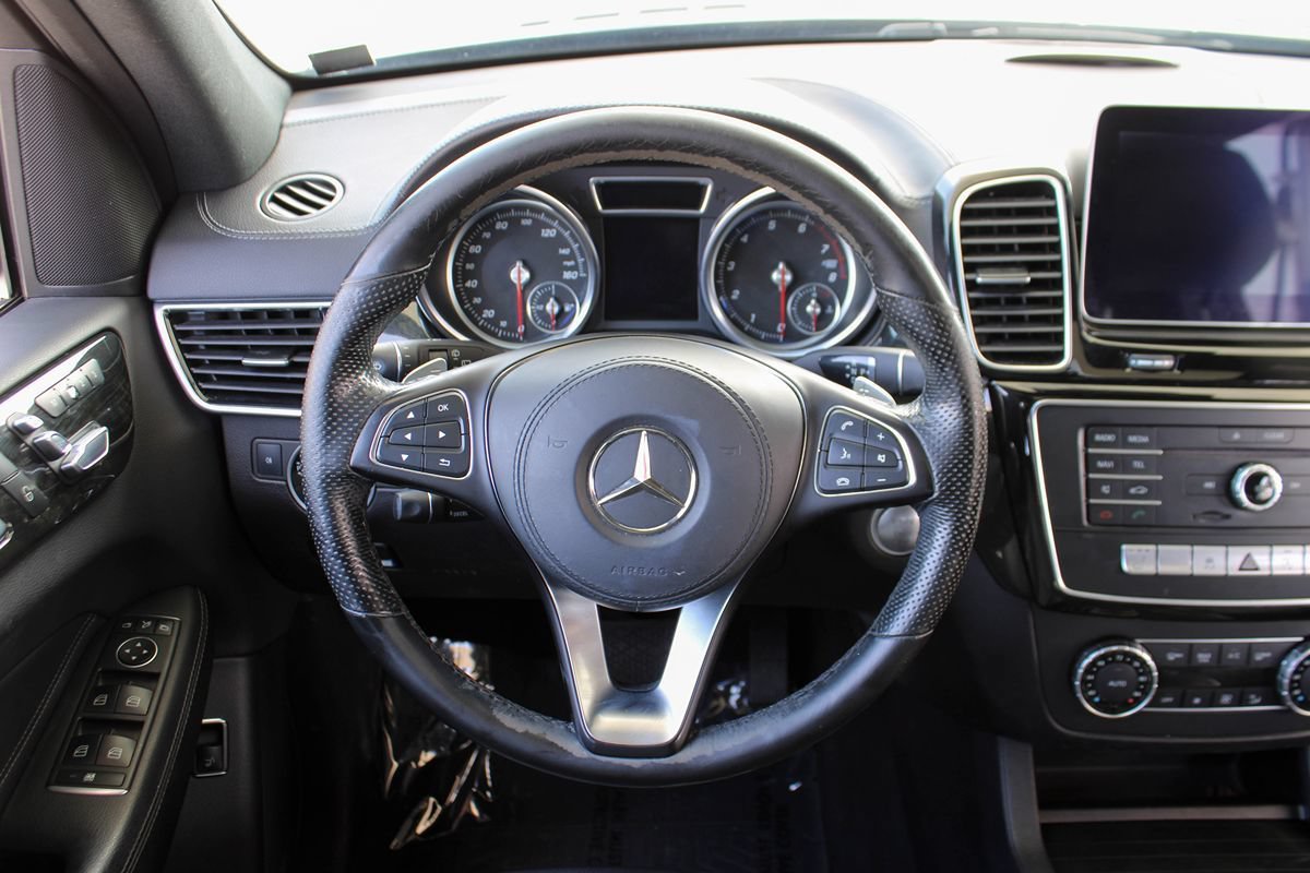 Used 2018 Mercedes-Benz GLS 450 4MATIC image 31