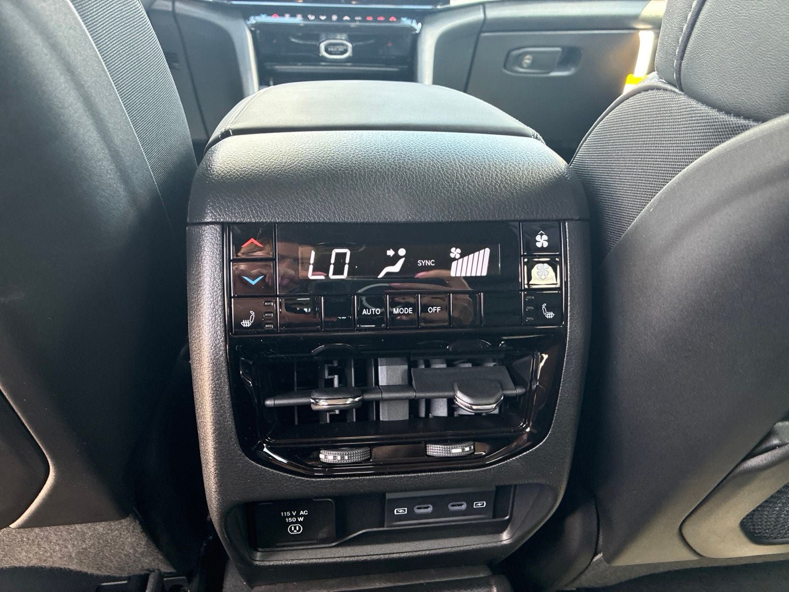 New 2026 Jeep Grand Cherokee L Limited AWD/4WD image 21