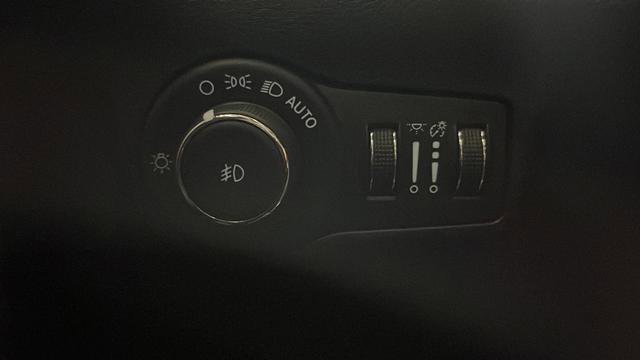 Used 2023 Jeep Compass High Altitude AWD/4WD image 34