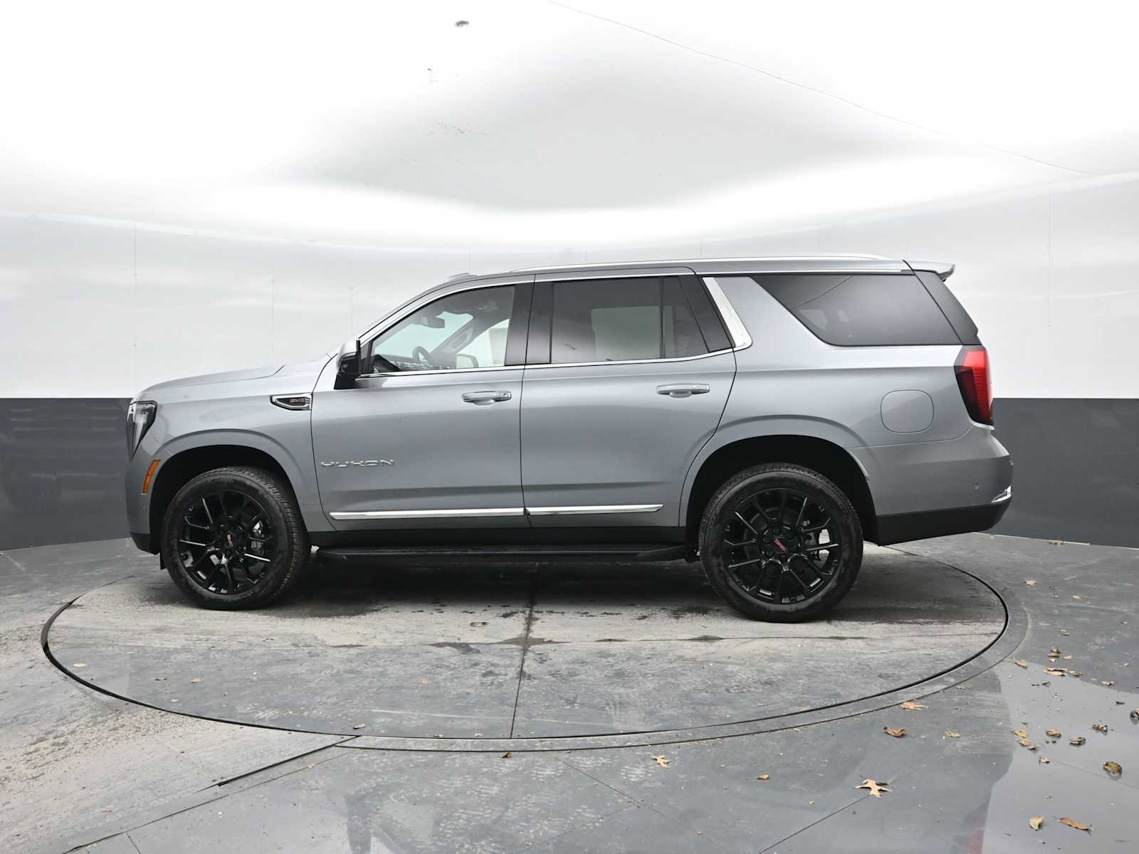 New 2026 GMC Yukon Elevation w/ LPO, Floor Liner Package image 4