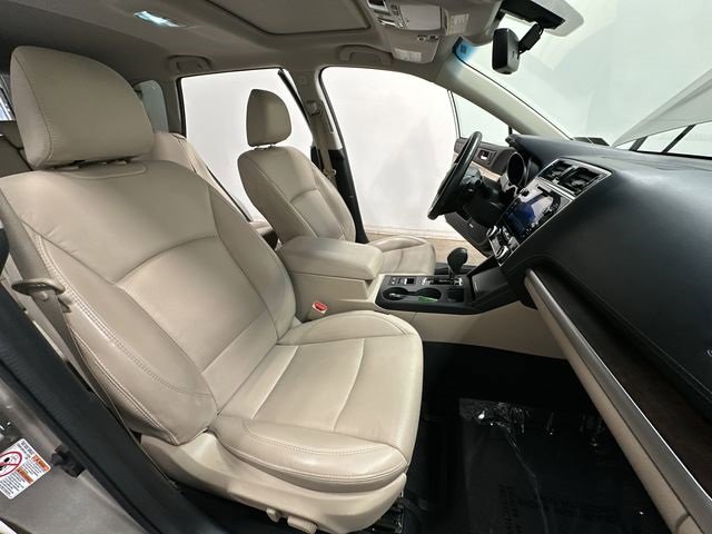 Used 2019 Subaru Outback 2.5i Limited w/ Popular Package #2 image 24
