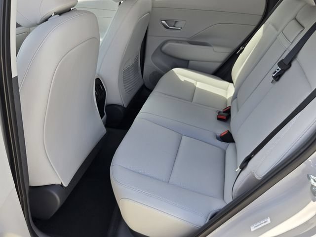 Used 2026 Hyundai Kona SEL Premium FWD image 11