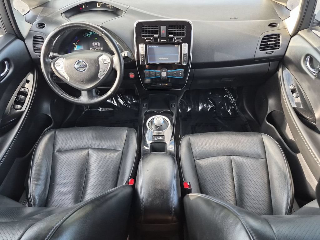 Used 2015 Nissan Leaf SL w/ Premium Package FWD image 27
