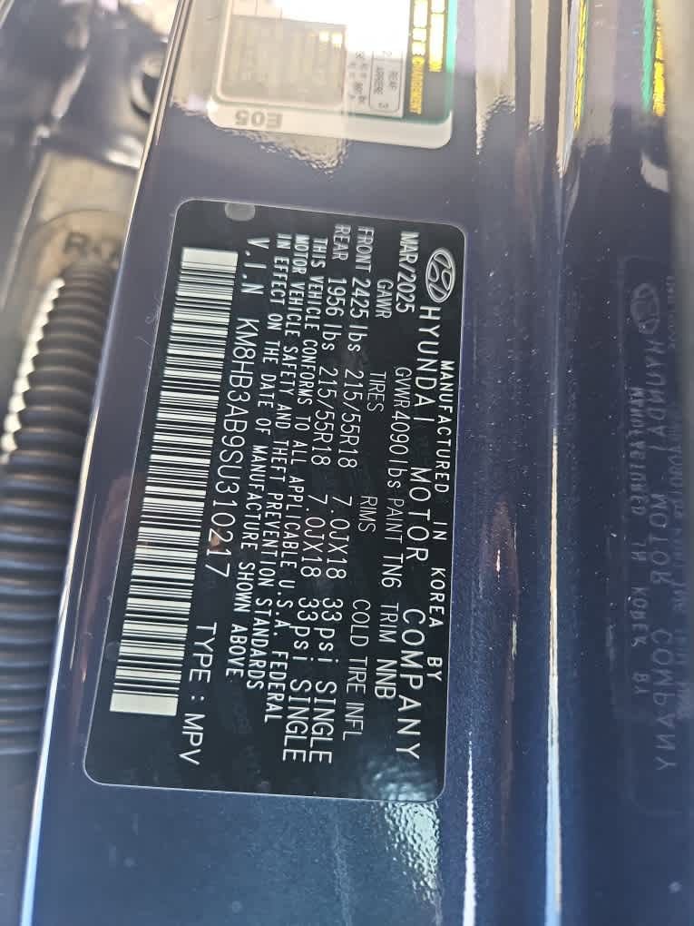 Used 2025 Hyundai Kona SEL FWD image 21