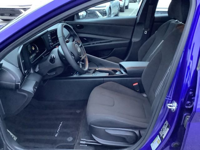 Certified 2025 Hyundai Elantra Sport image 13