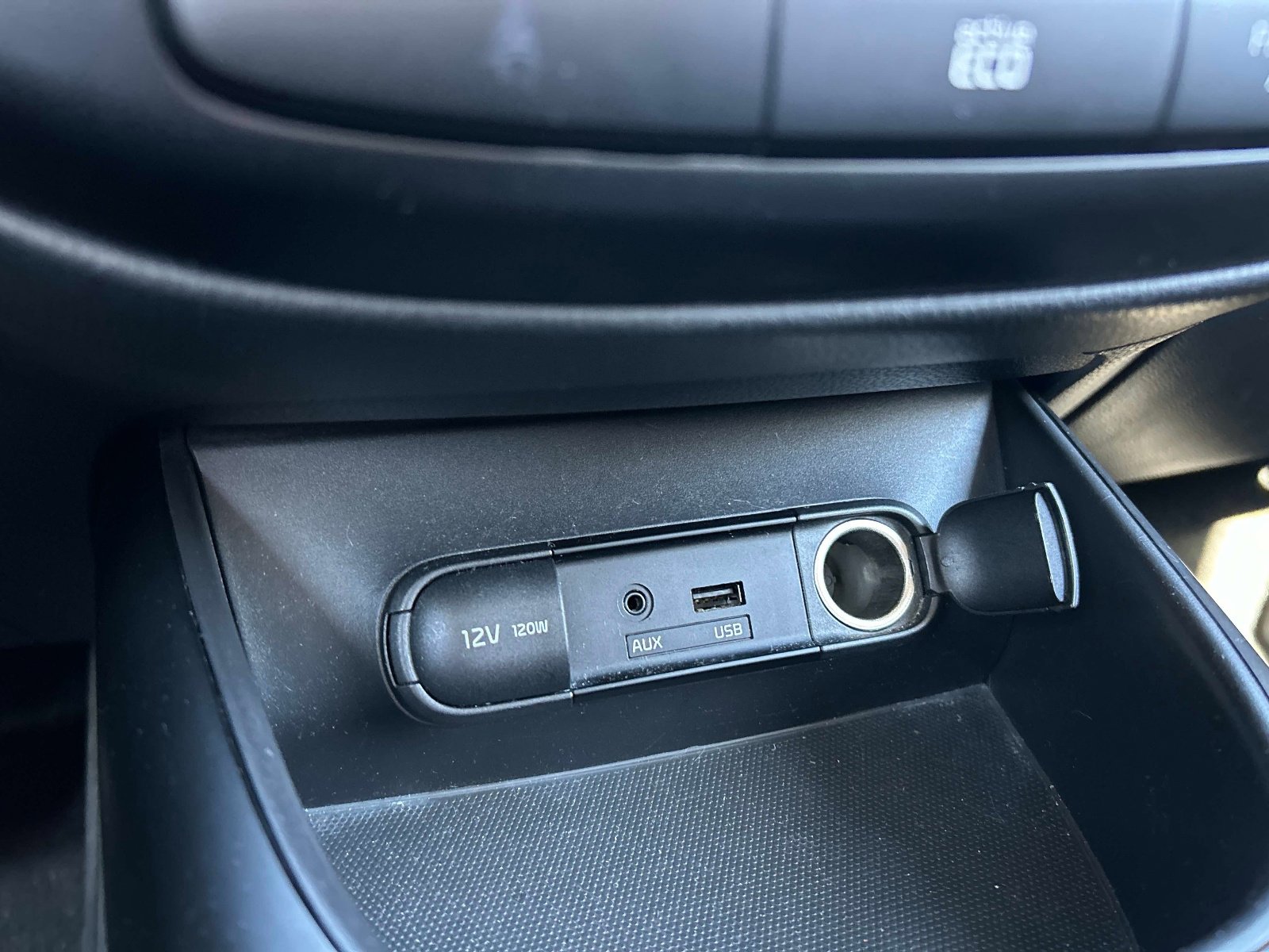 Used 2015 Kia Soul + w/ Eco Package FWD image 28