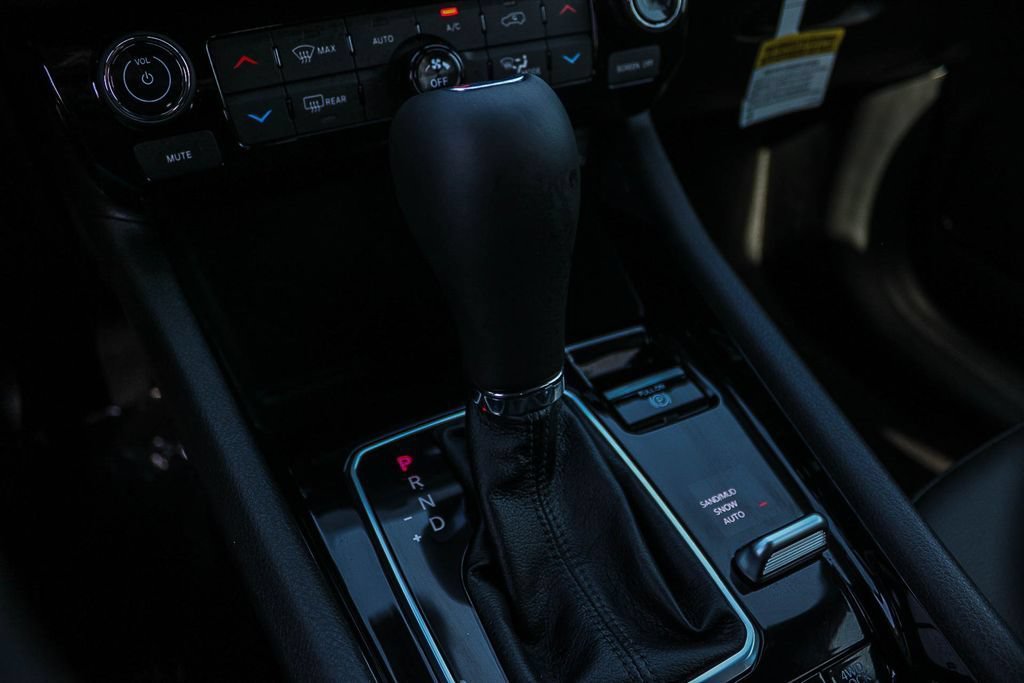 New 2026 Jeep Compass Latitude AWD/4WD image 20