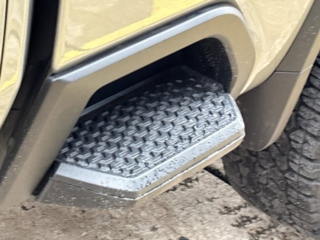 New 2026 Chevrolet Silverado 2500 Custom w/ Custom Value Package image 17