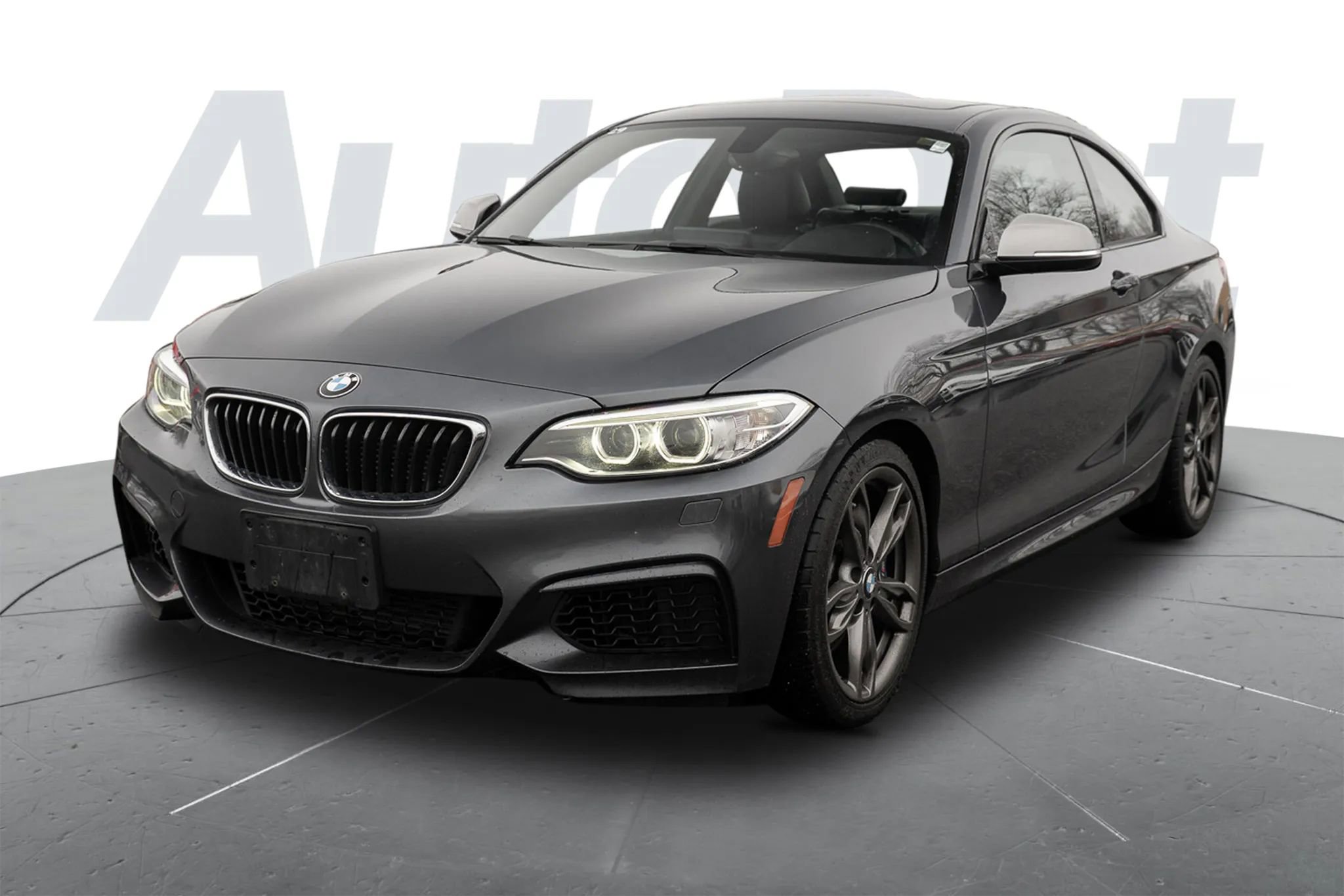 Used 2016 BMW M235i Coupe image 5