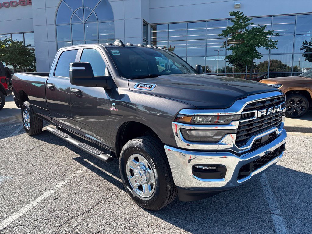 New 2027 RAM 3500 Tradesman AWD/4WD image 6