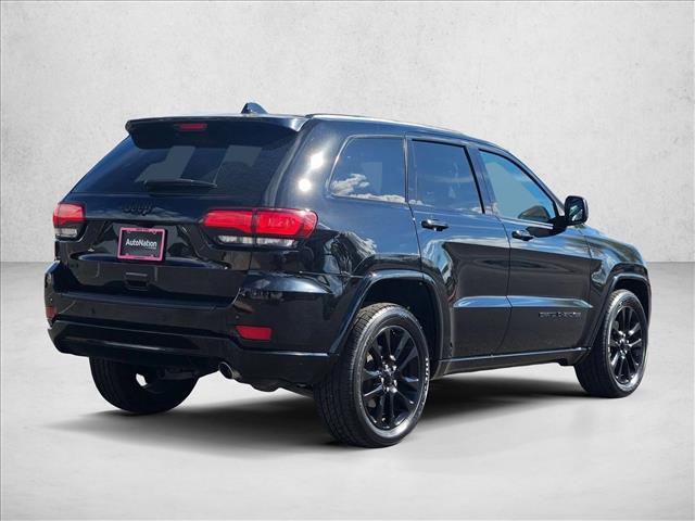 Used 2019 Jeep Grand Cherokee Altitude image 5