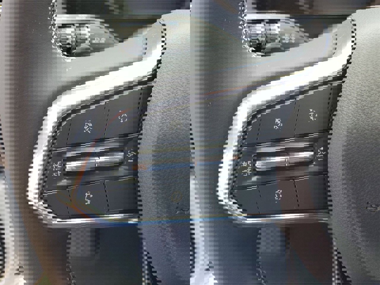 New 2026 Chevrolet Traverse LT w/ Driver Confidence Package image 22