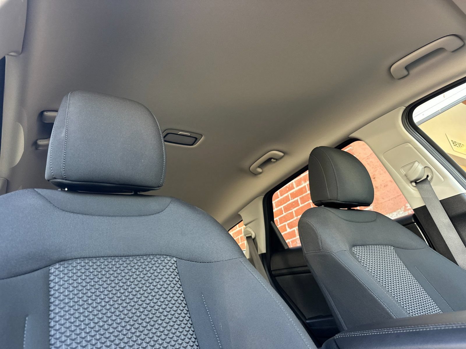 Used 2023 Kia Sportage LX AWD/4WD image 23