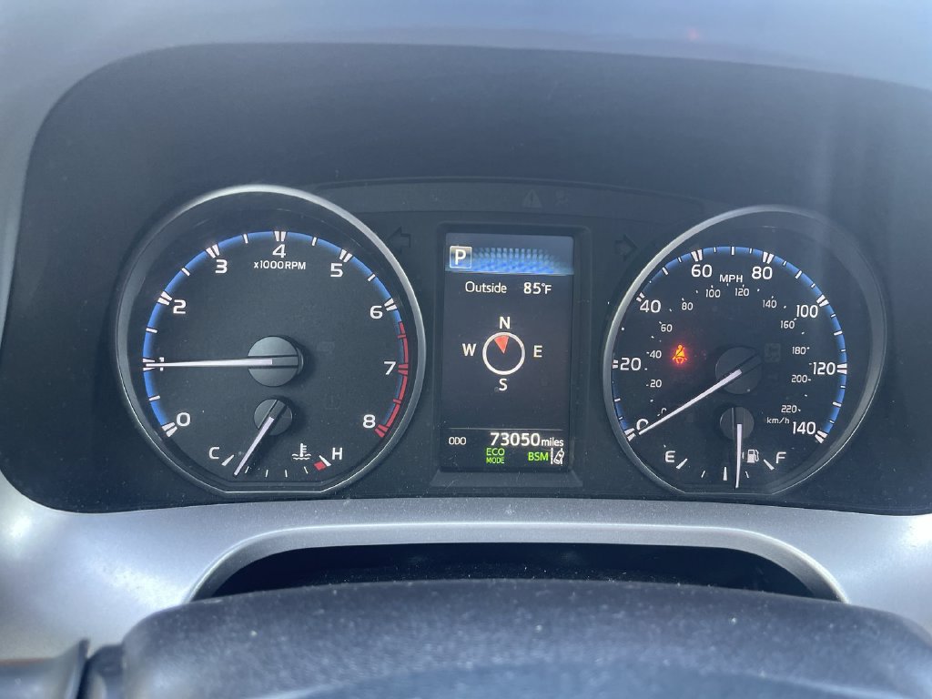 Used 2017 Toyota RAV4 XLE AWD/4WD image 22