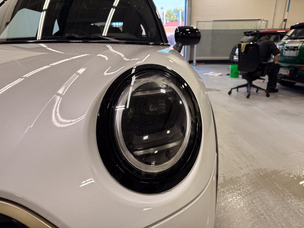 Certified 2026 MINI Cooper 4-Door Hardtop FWD image 9