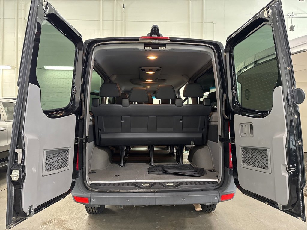 Used 2017 Mercedes-Benz Sprinter 2500 image 22