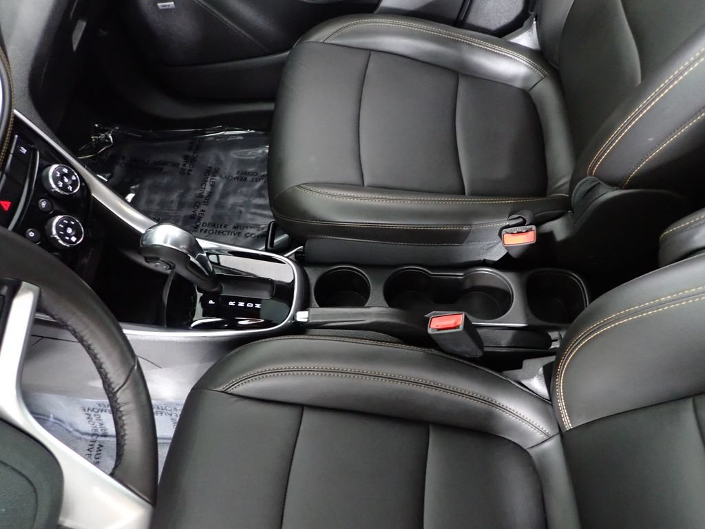 Used 2020 Chevrolet Trax Premier w/ LPO, Protection Package FWD image 33