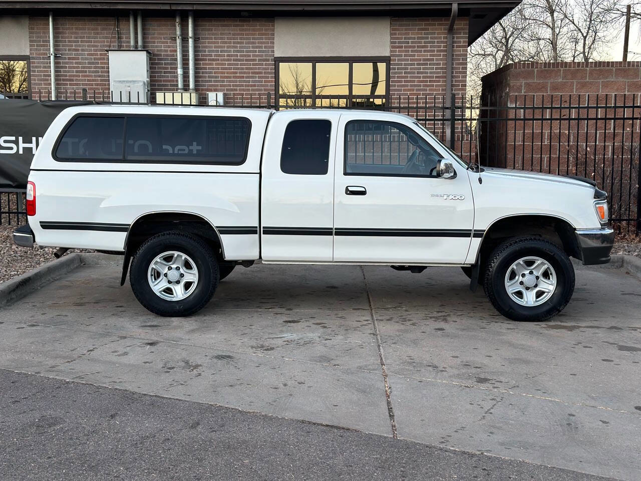 Used 1998 Toyota T100 SR5 image 40