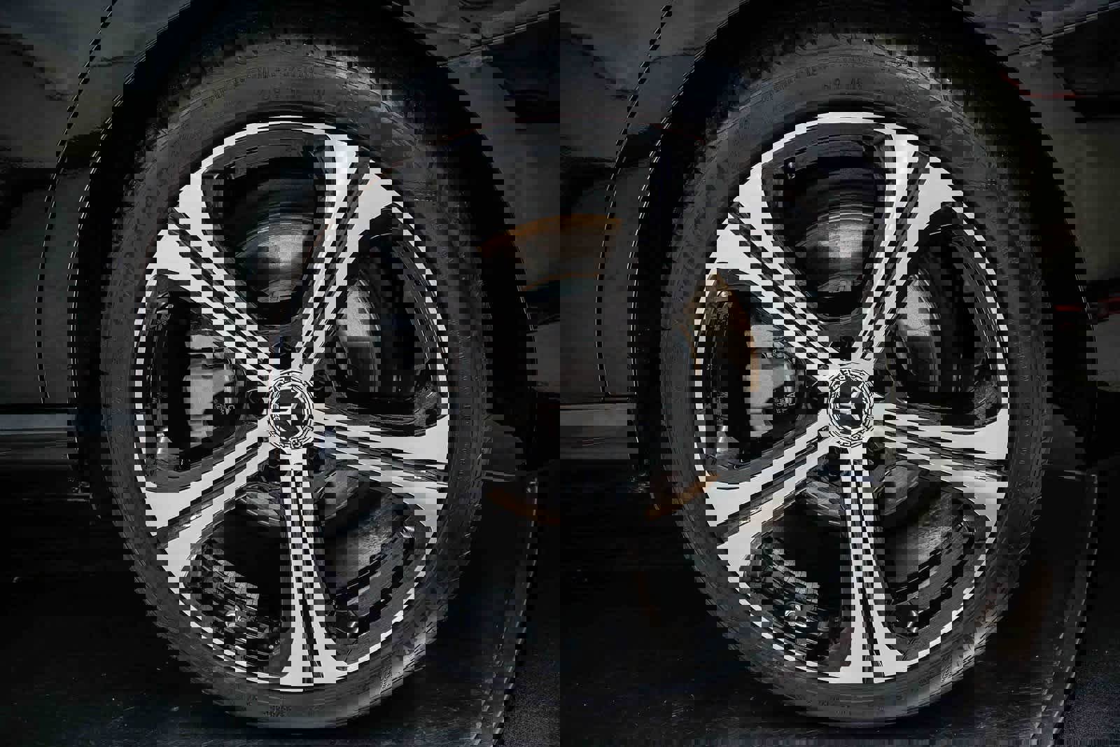 Used 2025 Mercedes-Benz C 300 Sedan image 10