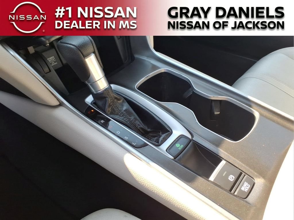 Used 2019 Honda Accord EX image 19
