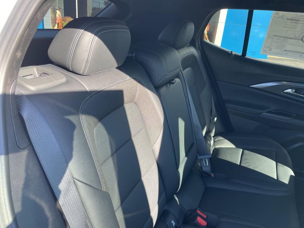 New 2026 Chevrolet Equinox EV LT image 34