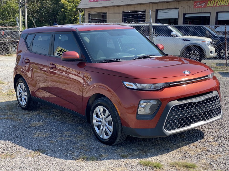 Used 2021 Kia Soul LX image 3