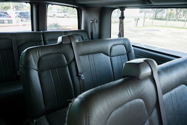 Used 2013 Chevrolet Express 3500 LS RWD image 31