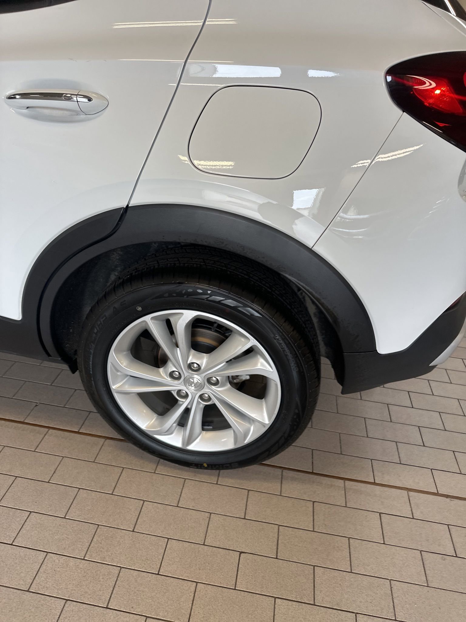 Used 2021 Buick Encore GX Preferred image 25