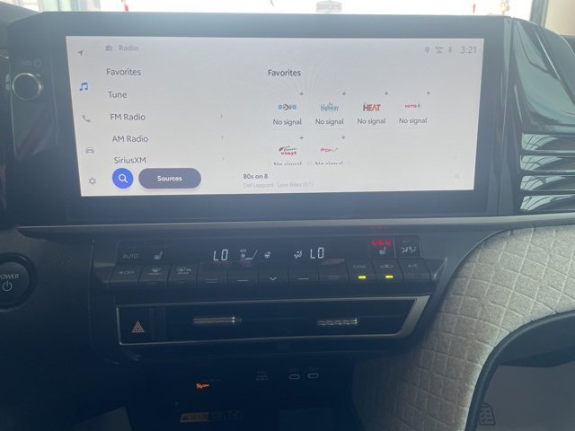 Certified 2025 Toyota Camry XLE image 23