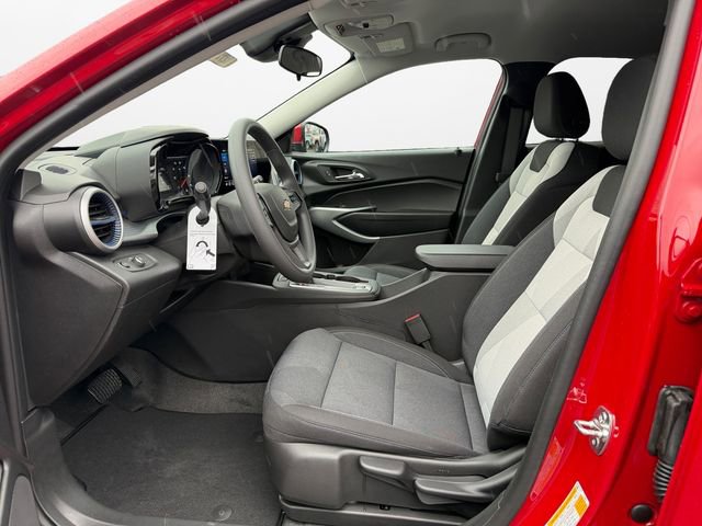 New 2026 Chevrolet Trax LS w/ LS Convenience Package FWD image 9