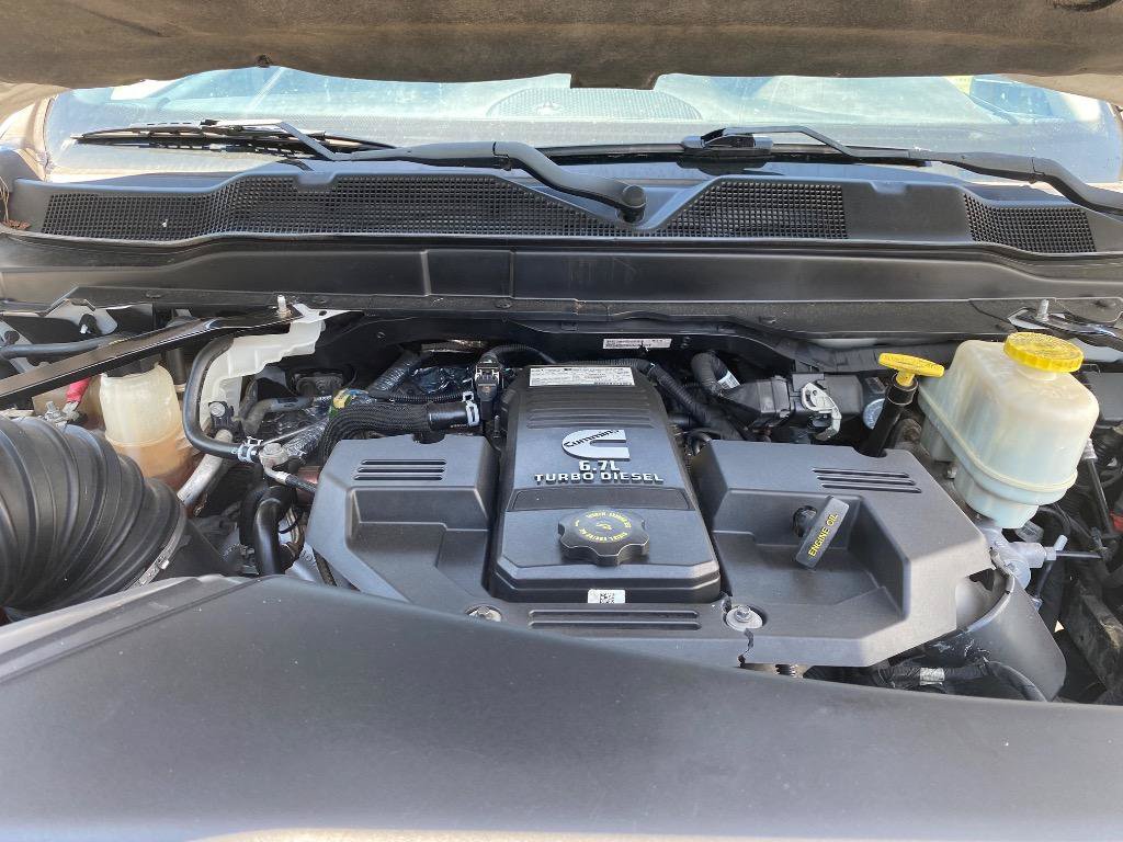Used 2020 RAM 5500 Tradesman w/ Chrome Appearance Group AWD/4WD image 26