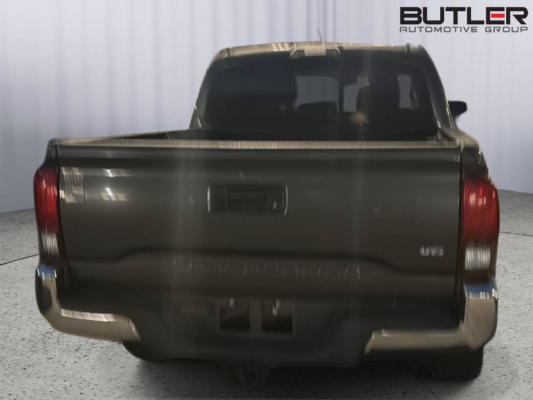 Used 2020 Toyota Tacoma SR5 RWD image 8