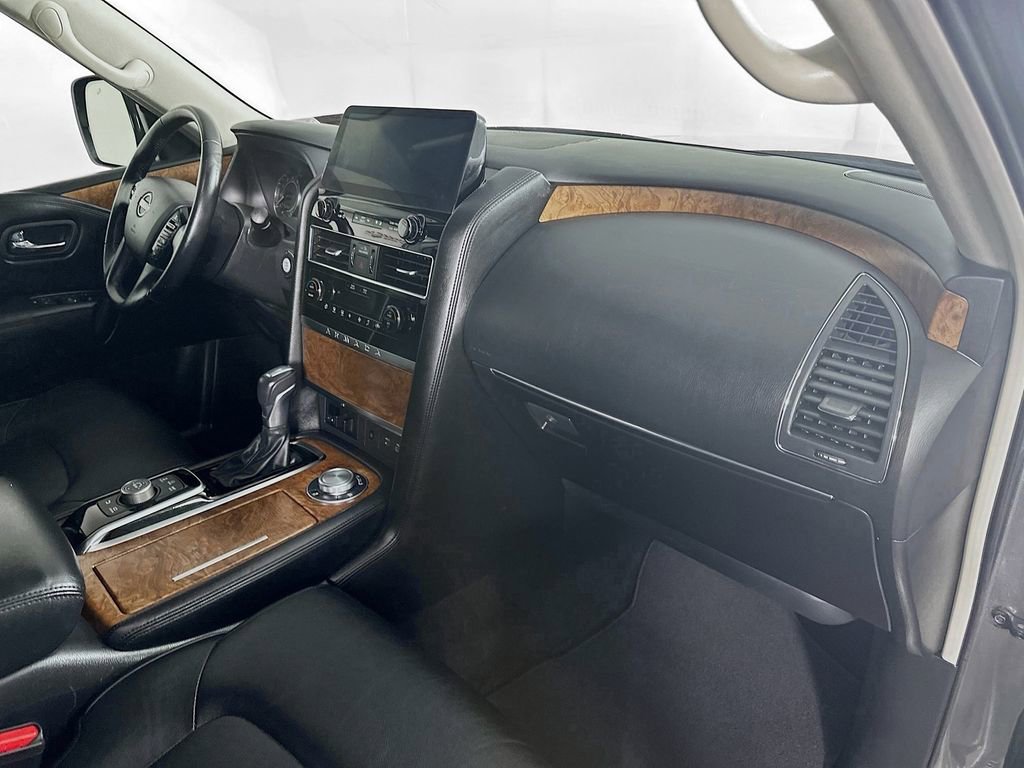 Used 2024 Nissan Armada SL image 32
