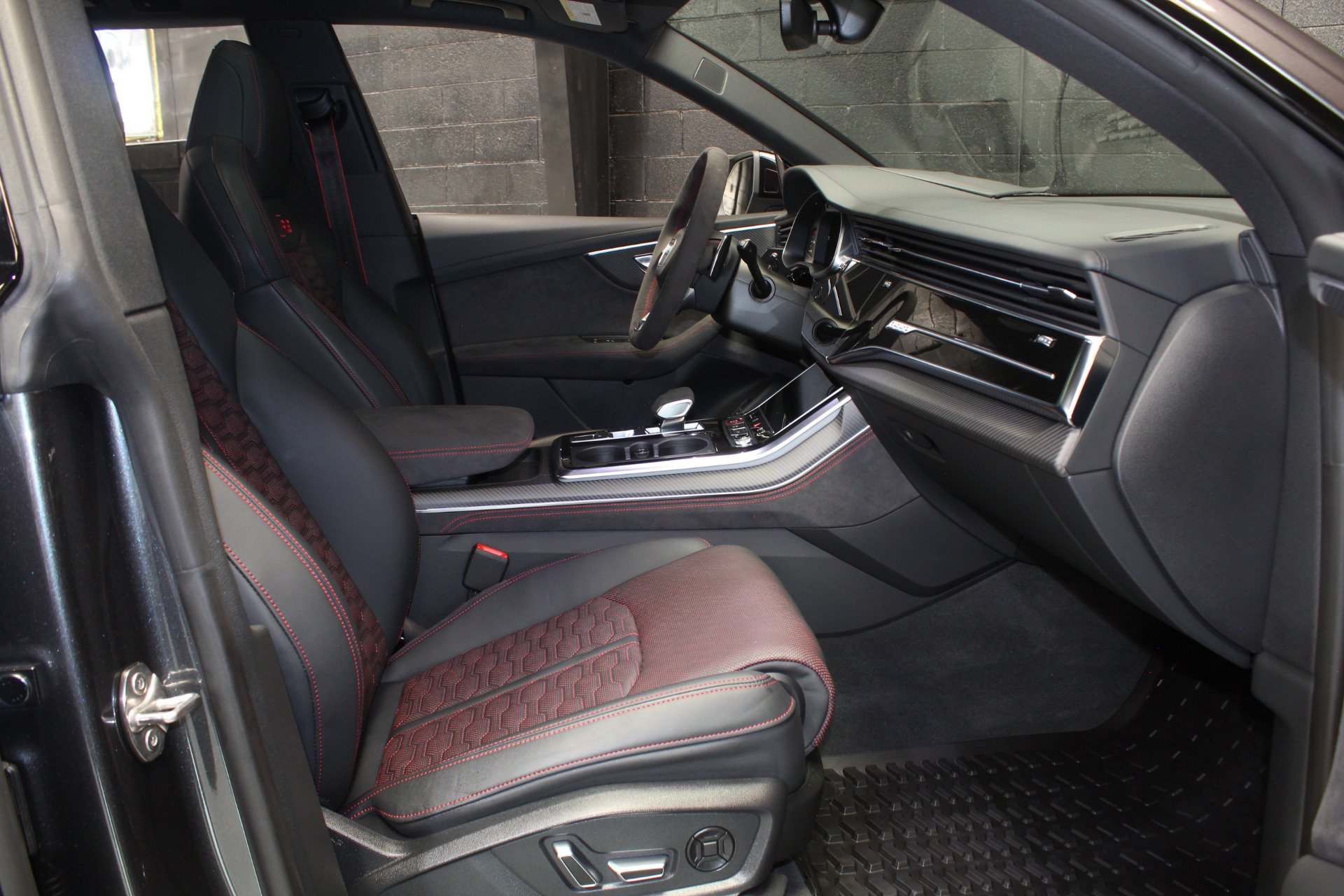 Used 2025 Audi RS Q8 performance AWD/4WD image 48