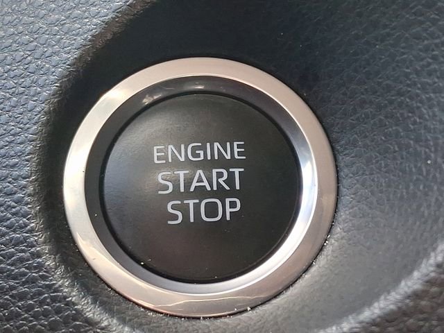 Used 2023 Toyota Corolla Cross XLE w/ Convenience Package AWD/4WD image 25