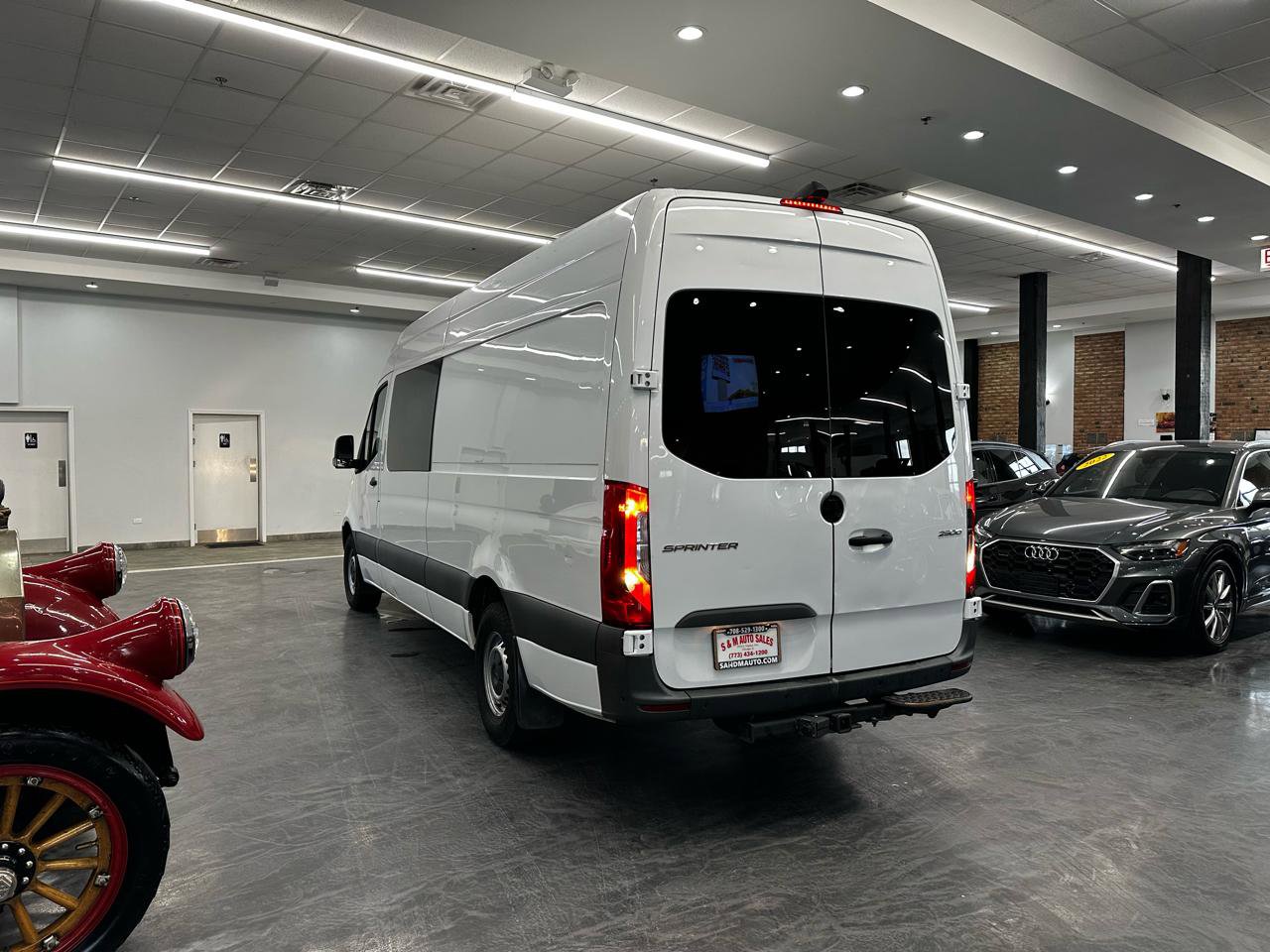 Used 2024 Mercedes-Benz Sprinter 2500 image 7