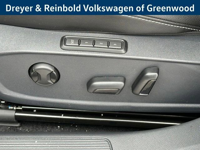 New 2026 Volkswagen Jetta SEL image 27