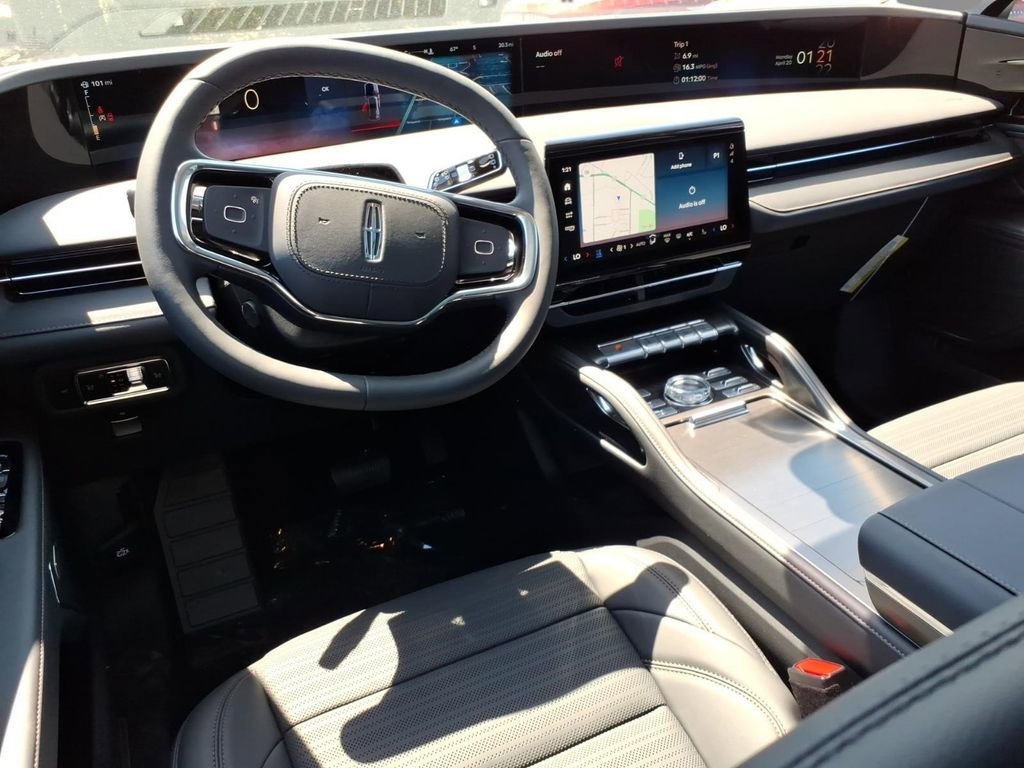 New 2026 Lincoln Nautilus Reserve w/ Jet Appearance Package image 7