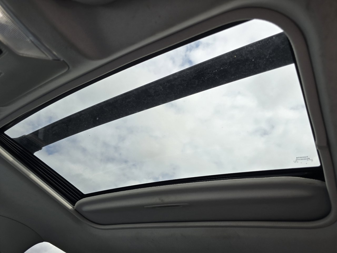 Used 2023 Toyota RAV4 XLE w/ Convenience Package image 16