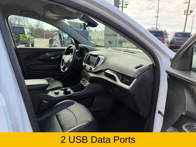Used 2023 GMC Terrain SLT image 31