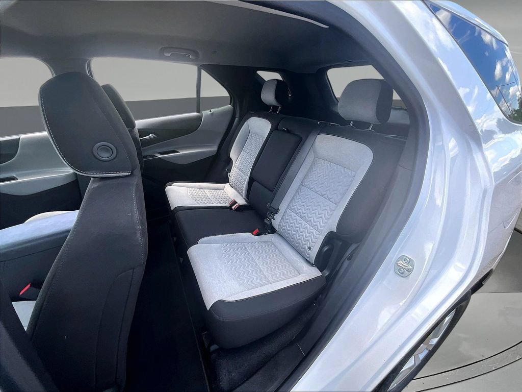 Used 2024 Chevrolet Equinox LT FWD image 25