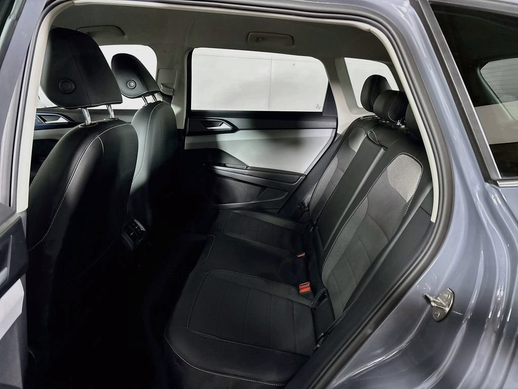 Certified 2022 Volkswagen Taos SE AWD/4WD image 20