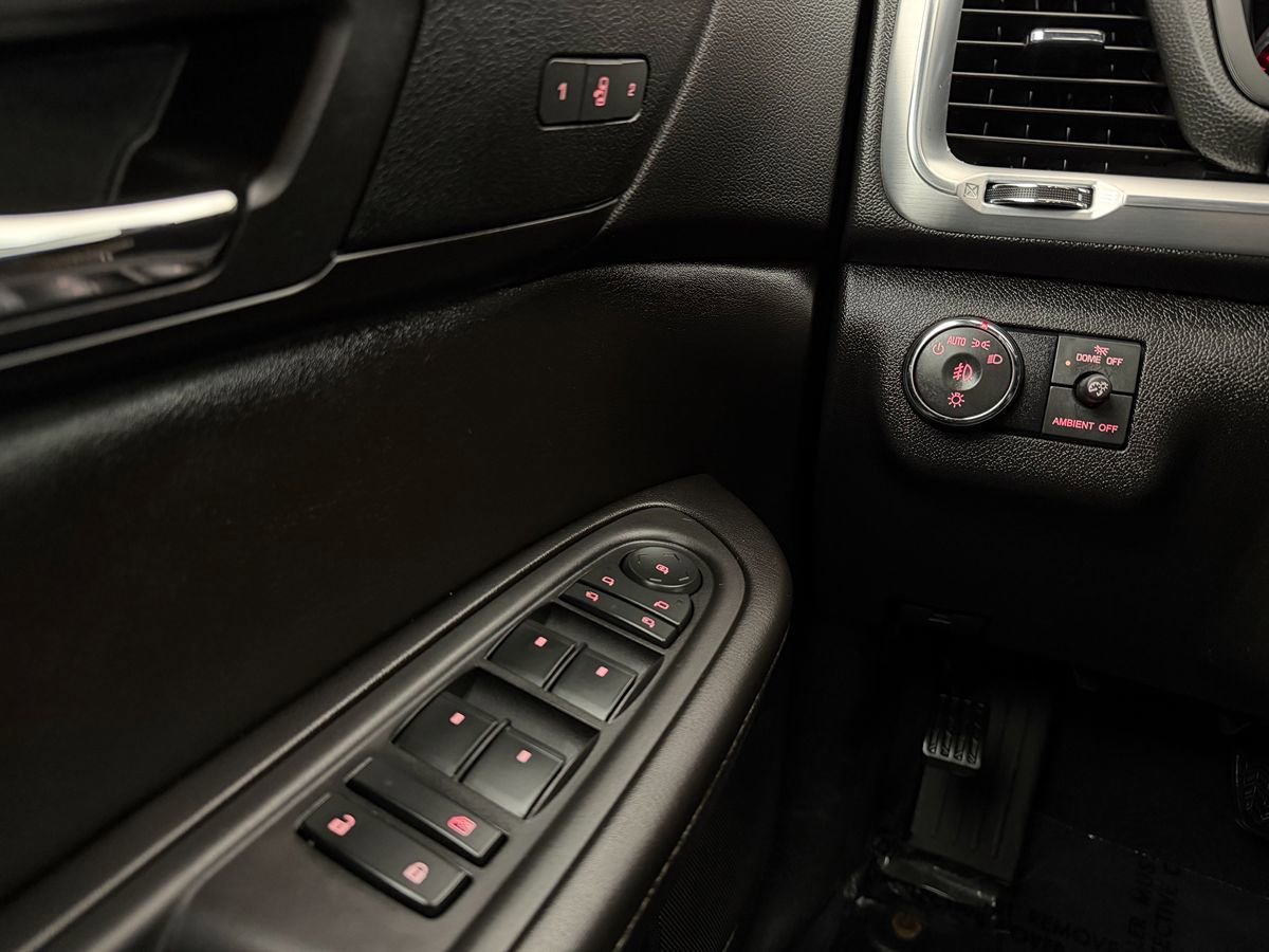 Used 2017 GMC Acadia Limited SLT image 15